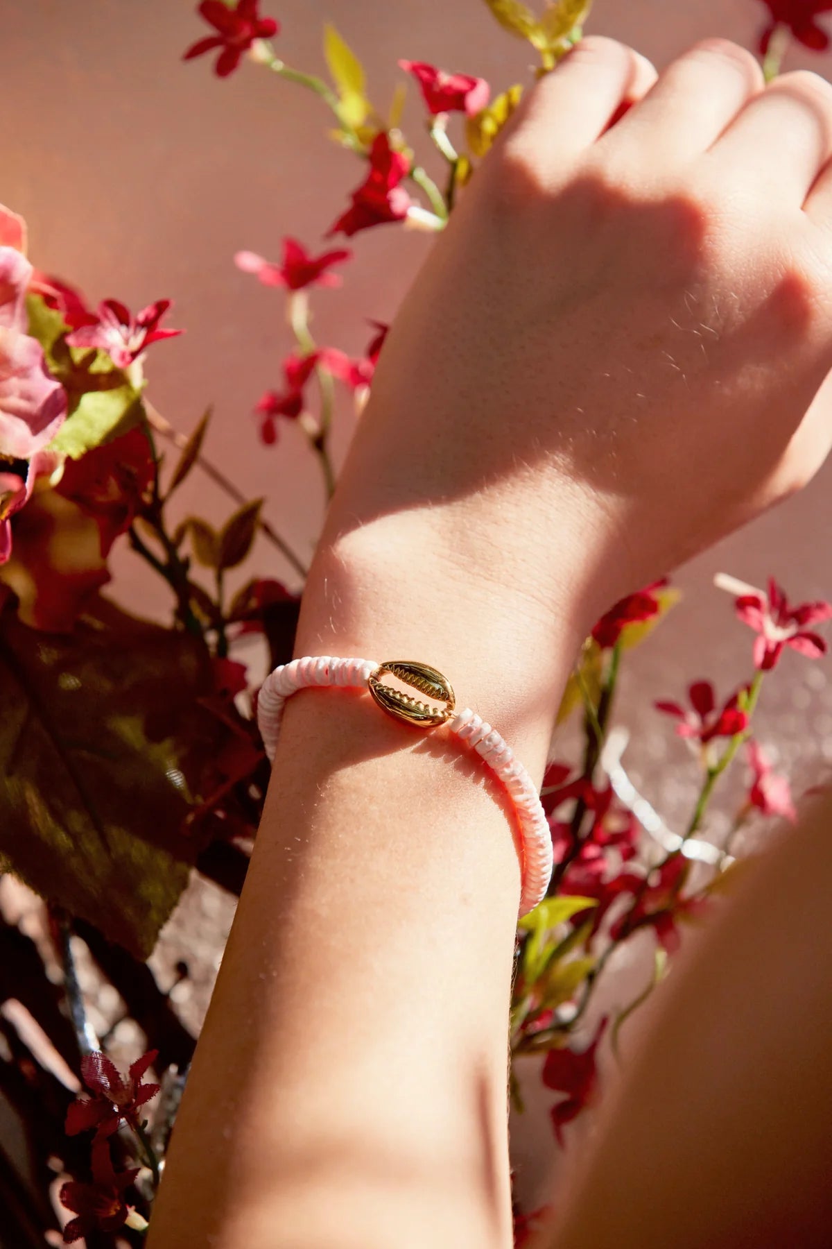Adriana Pappas - Heishi Mini Gold Shell Bracelet