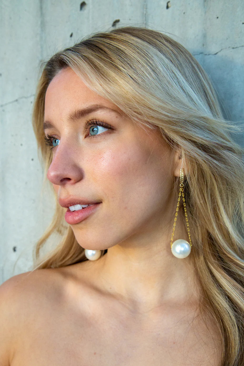 Adriana Pappas - Mega Pearls Earrings