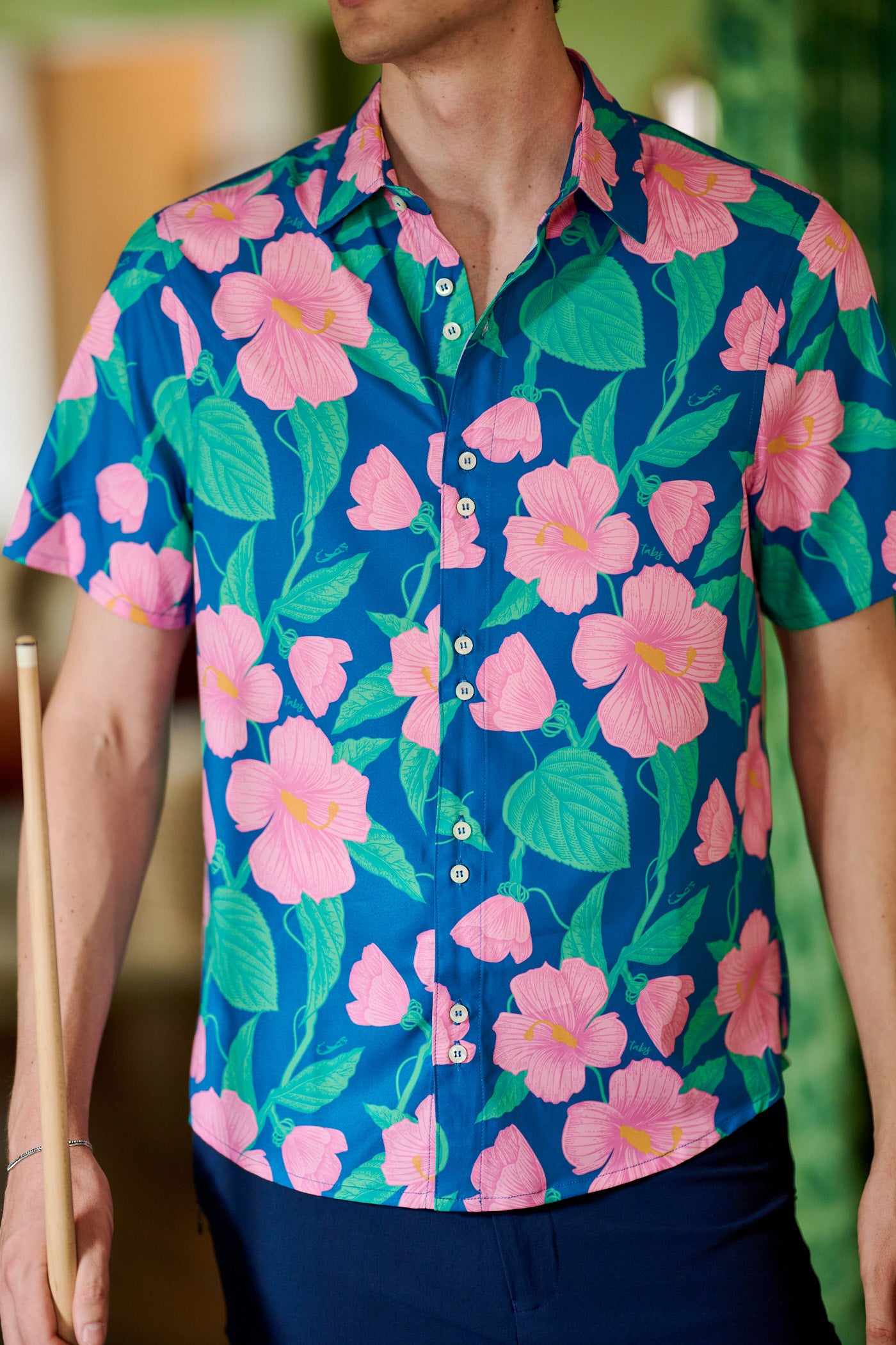 TABS Men's Short Sleeve Performance Shirt - Hibiscus