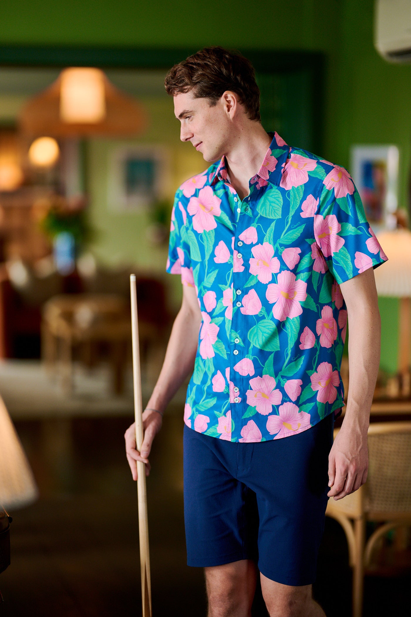TABS Men's Short Sleeve Performance Shirt - Hibiscus
