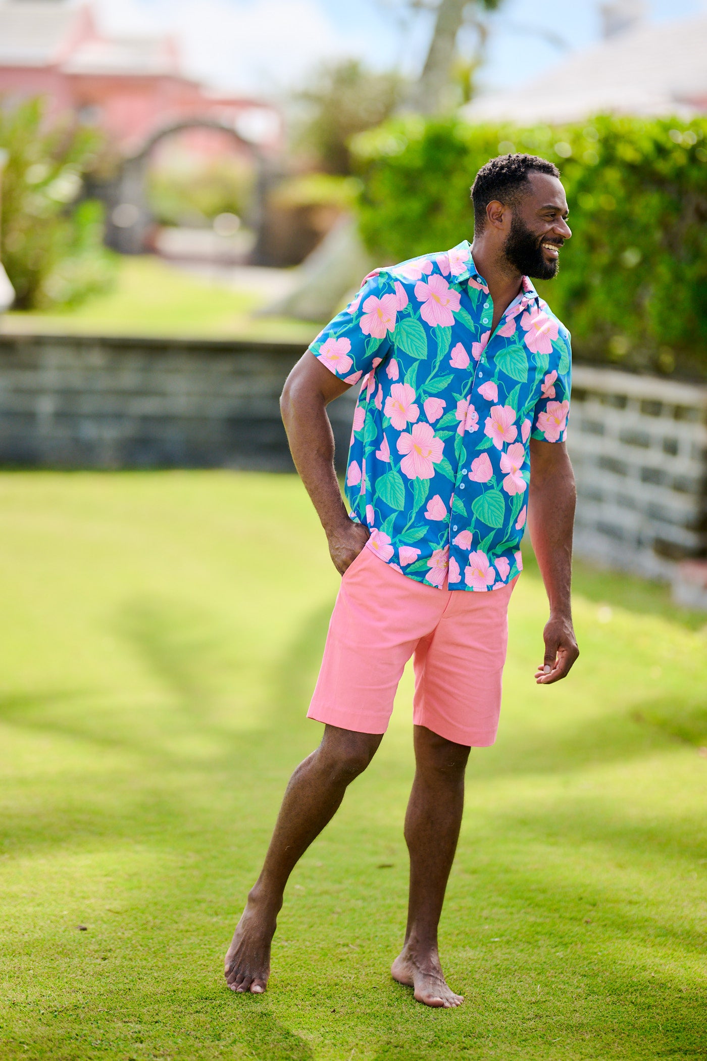 TABS Men's Short Sleeve Performance Shirt - Hibiscus