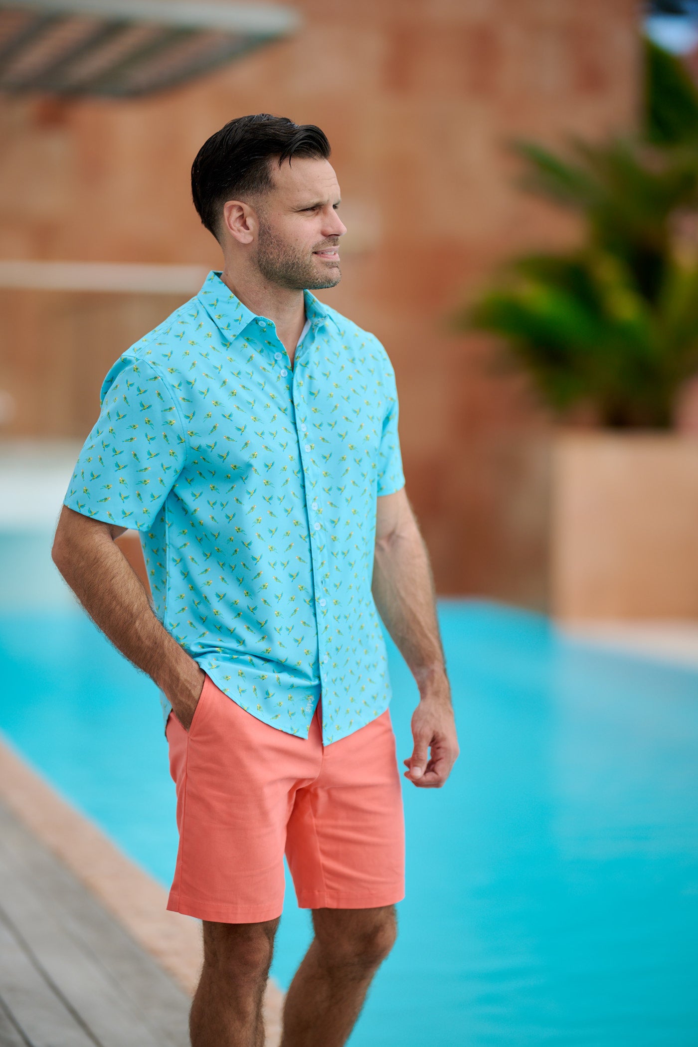 TABS Men's Short Sleeve Performance Shirt - Parrots