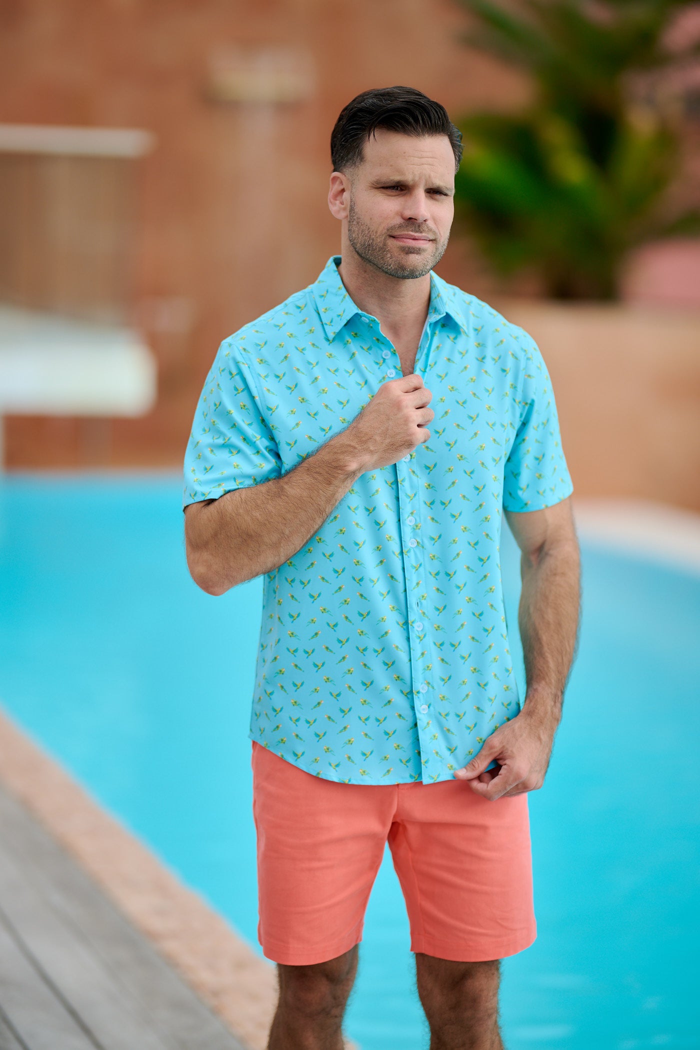 TABS Men's Short Sleeve Performance Shirt - Parrots
