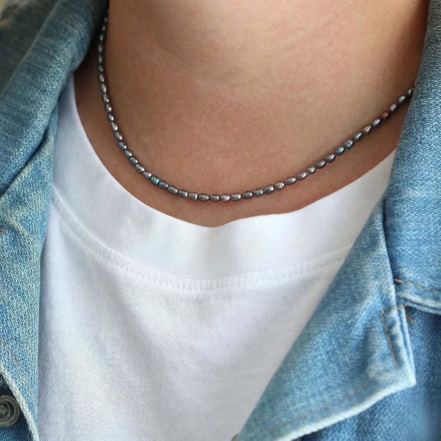 Kris nations - Peacock Pearl Necklace