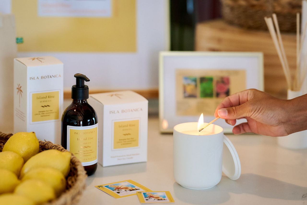 Isla Botanica Island Rise – Classic Candle 280g