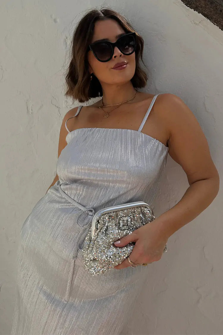 Never Fully Dressed - Silver Sequin Clutch